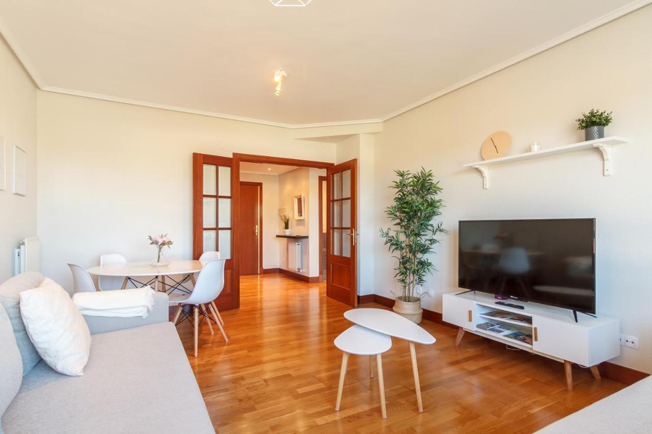 Amplio Y Luminoso Sobre La Ria De Barakaldo Apartment ภายนอก รูปภาพ